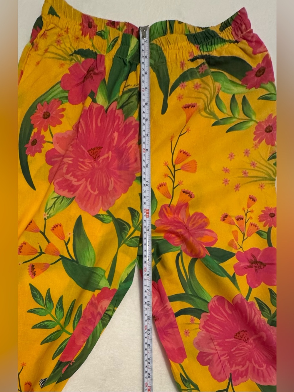NEW Farm Rio x Anthropologie Women’s Yellow Floral Lightweight Pants Size M - Picture 6 of 6